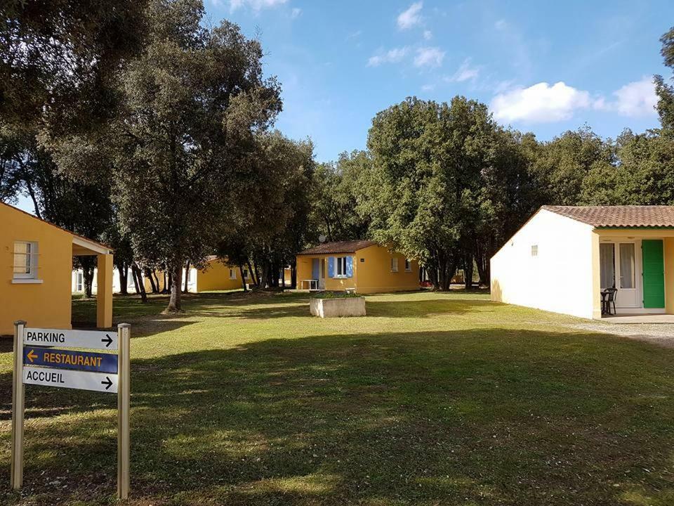 Les Chenes Verts Saint-Savinien المظهر الخارجي الصورة